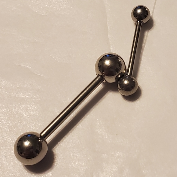 Tongue Ring - Picture 3 of 4